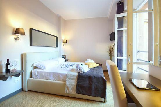 Colosseum Resort โรม ภายนอก รูปภาพ